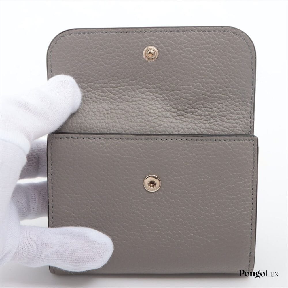 Chloe Leather Compact Wallet with Tags - Image 5